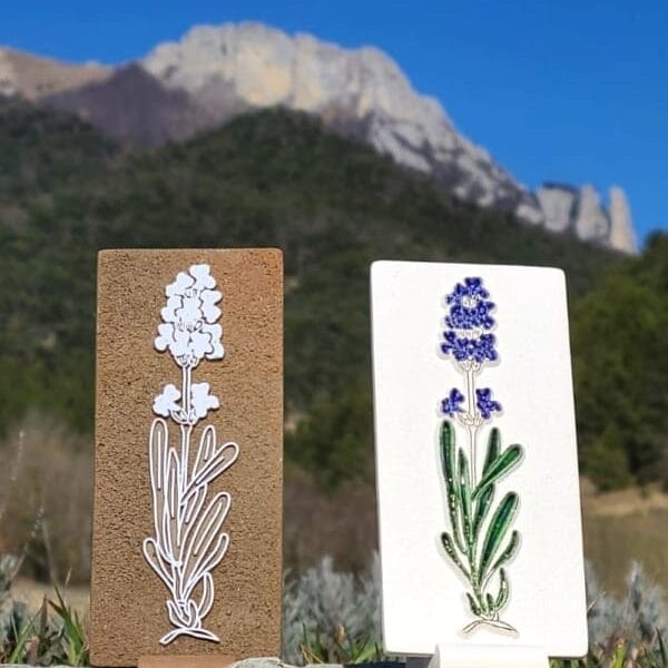 Diffuseur d'huile essentielle artisanal vertical - Brin de lavande