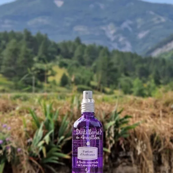 Parfum d'ambiance à l'huile essentielle de lavande