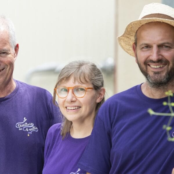 famille Aubanel et Maxime Méjean producteurs et distillateurs de lavande en Drôme