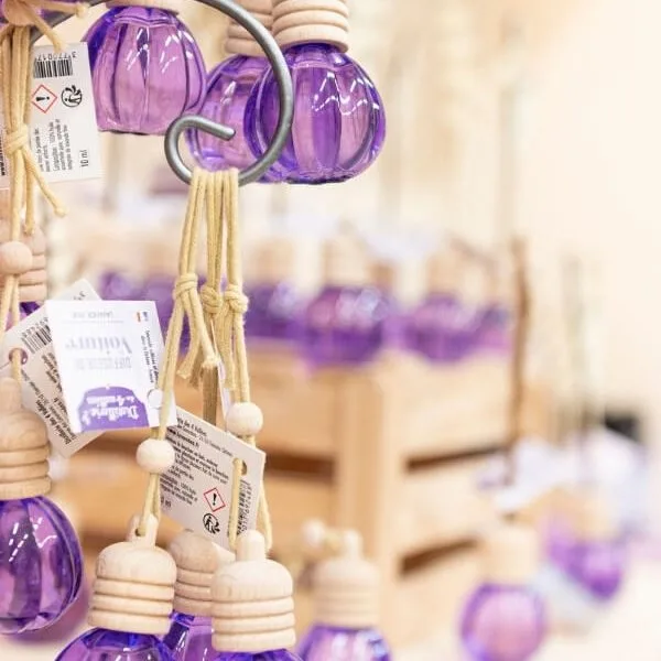 diffuseur d’huile essentielle de lavande pour voiture fabrication française