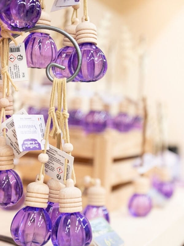 diffuseur d’huile essentielle de lavande pour voiture fabrication française